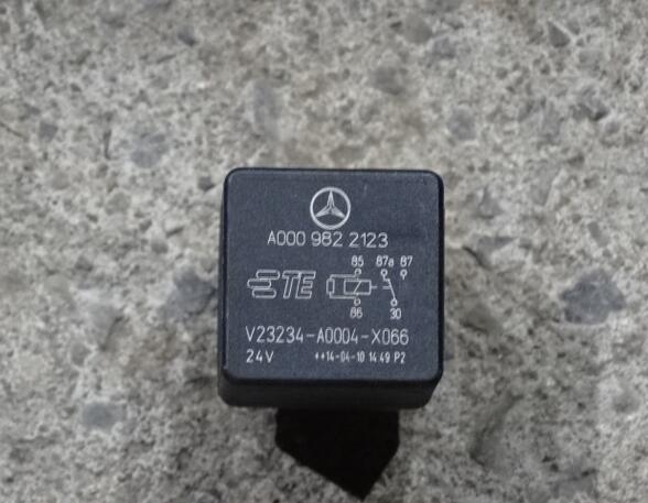 Relais X-Kontakt (Entlastung) Mercedes-Benz Actros Arbeitsstromrelais A0009822123 A0035459605