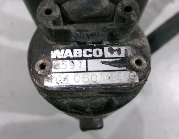 Sensor pneumatic suspension level MAN F 90 Wabco 4410500080 MAN 81259370015 MB  0105427817