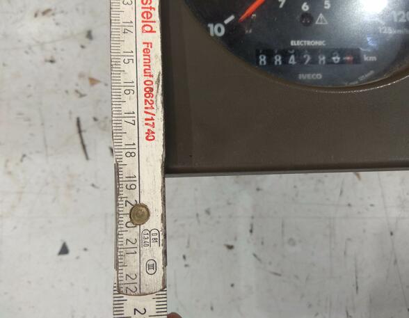 Speedometer for Iveco Stralis L:19cm B:16 cm H:16cm