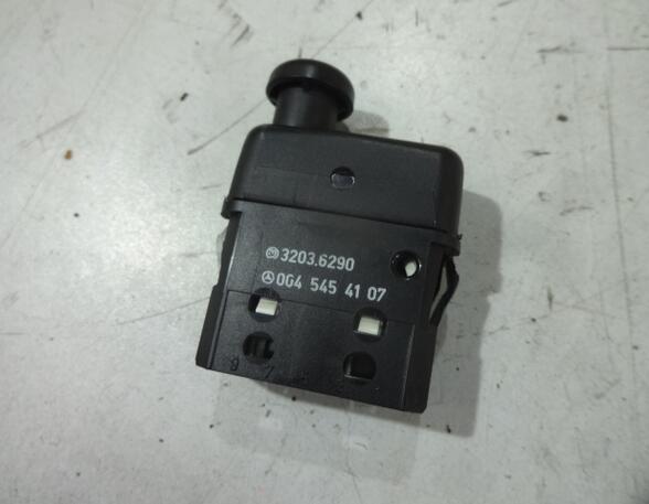 Switch Panel Mercedes-Benz Actros MP2 A0045454107 Schalter Differentialsperre