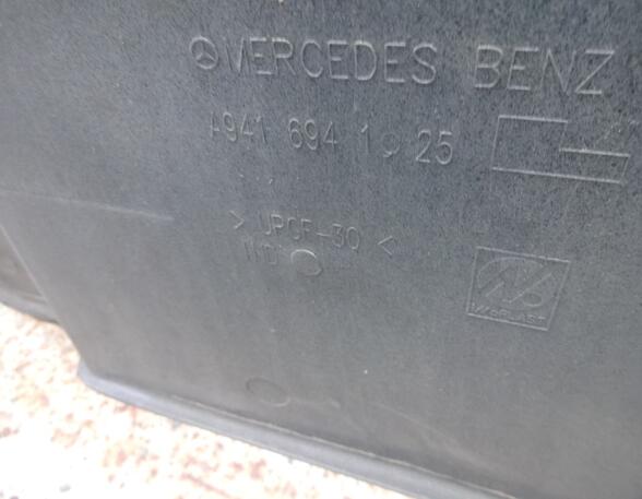 Sierplaat voor kentekenplaat Mercedes-Benz Actros MP2 A9416941025 Verkleidung